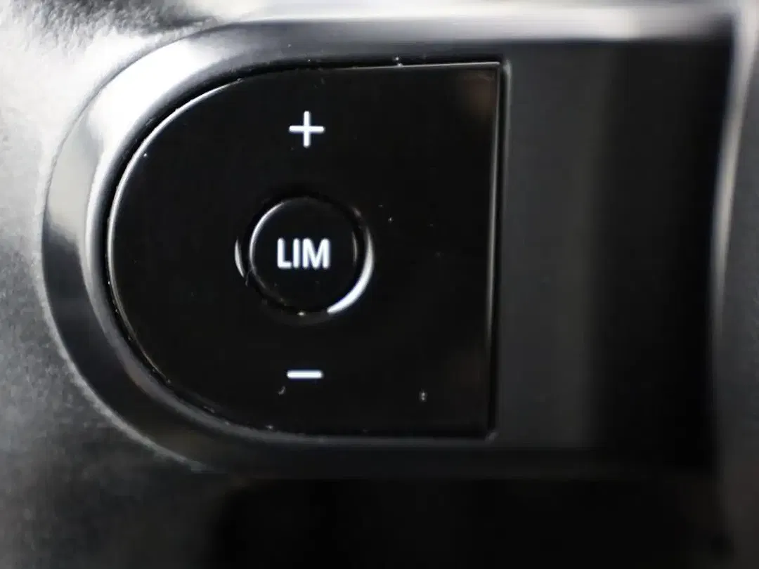MINI One Cabrio Facelift - Thumbnail 12
