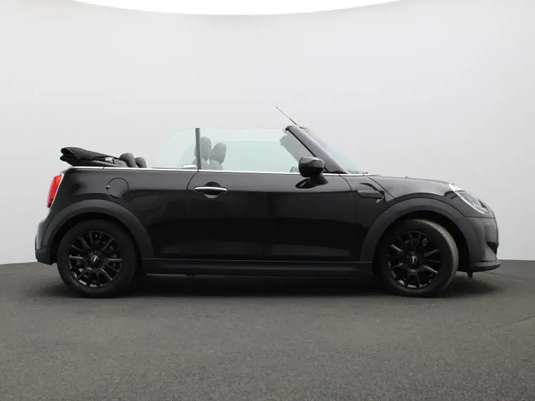 MINI One Cabrio Facelift - Thumbnail 3