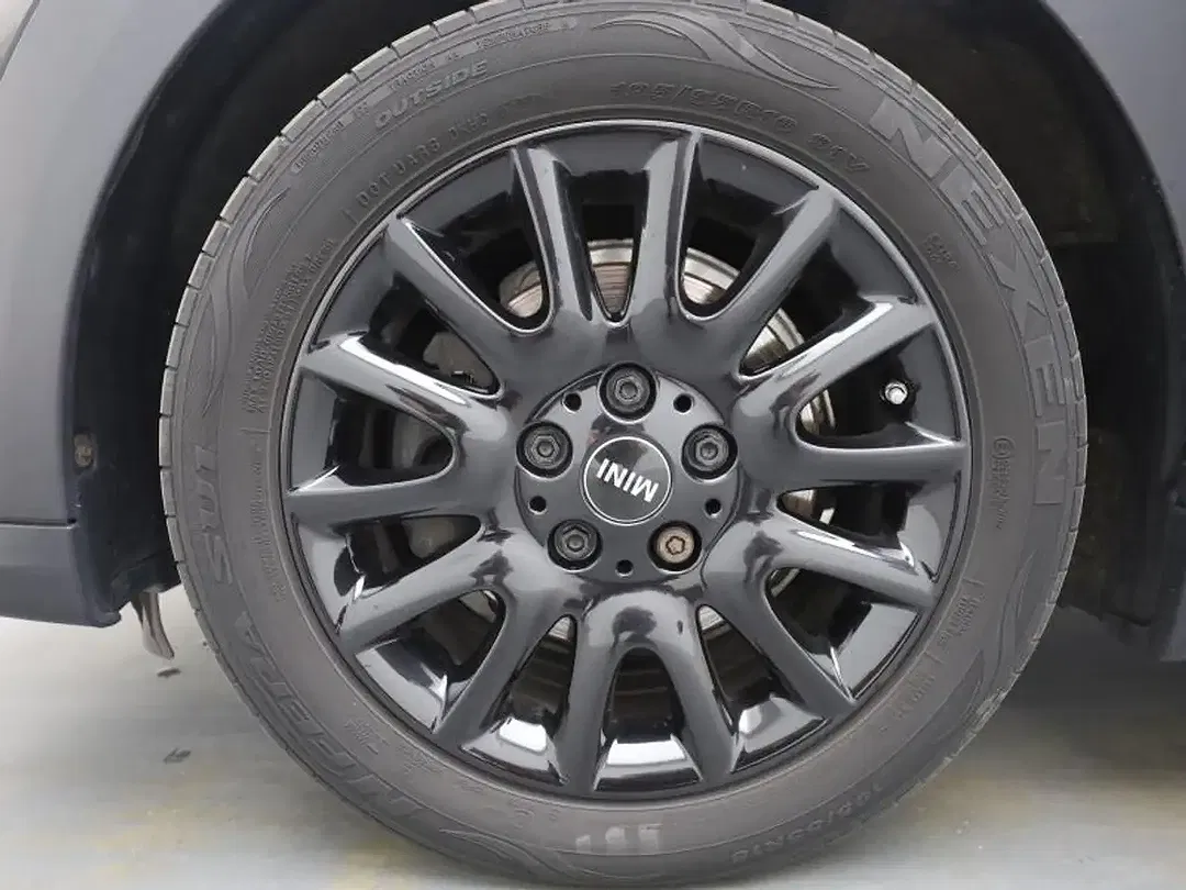 MINI One Cabrio Facelift - Thumbnail 9