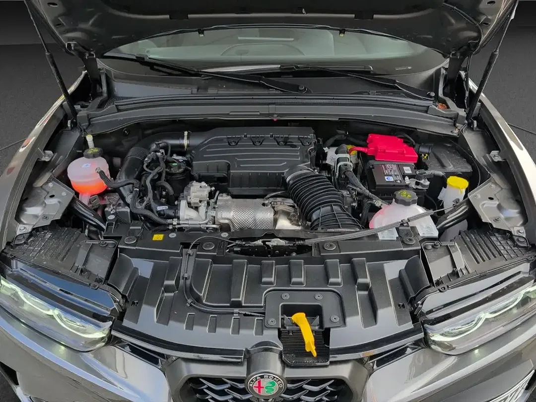 Alfa Romeo Tonale VGT Hybrid Veloce - Thumbnail 15