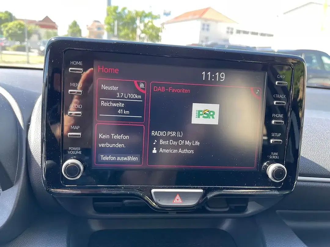 Mazda 2 - foto 15