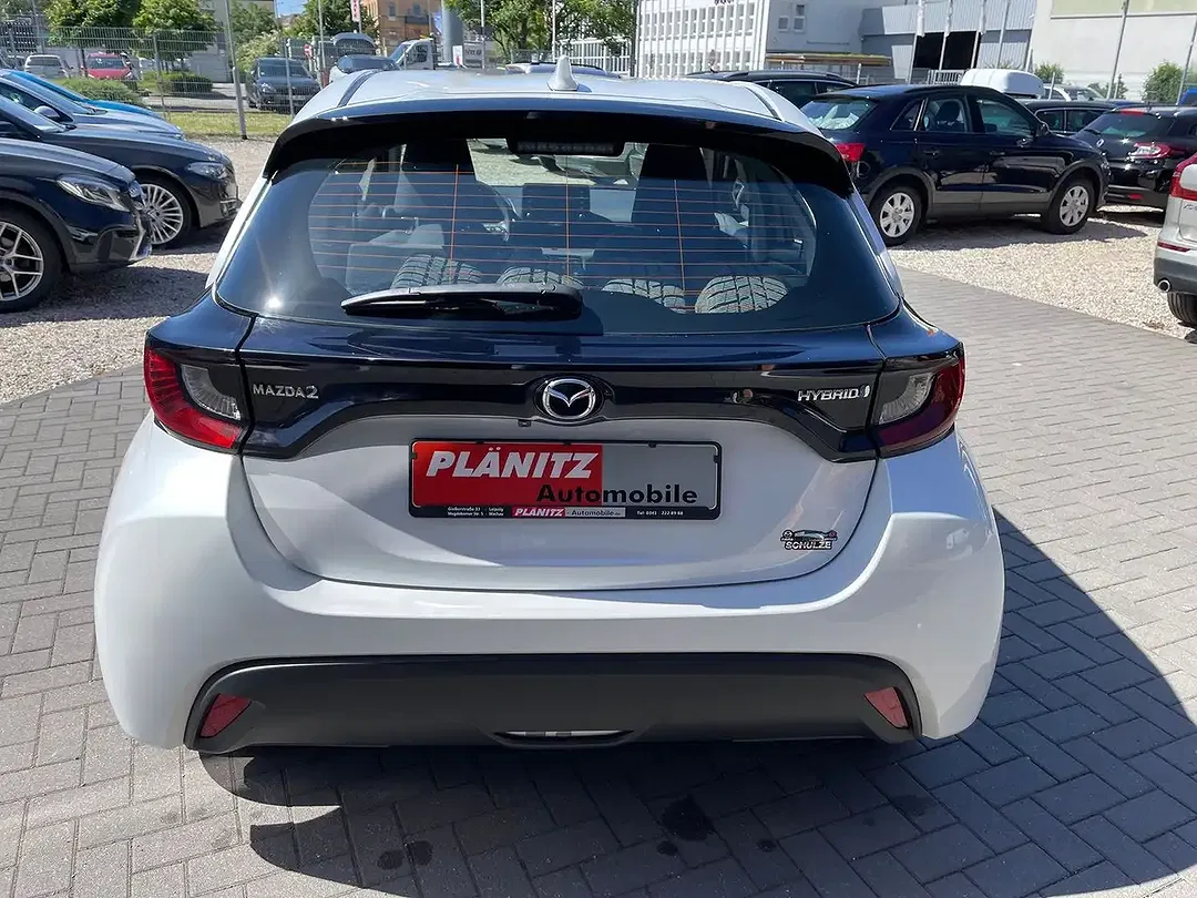 Mazda 2 - Thumbnail 5