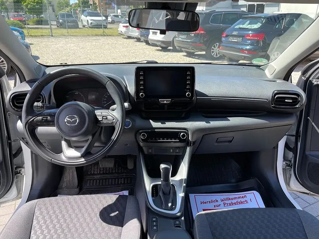 Mazda 2 - Thumbnail 9