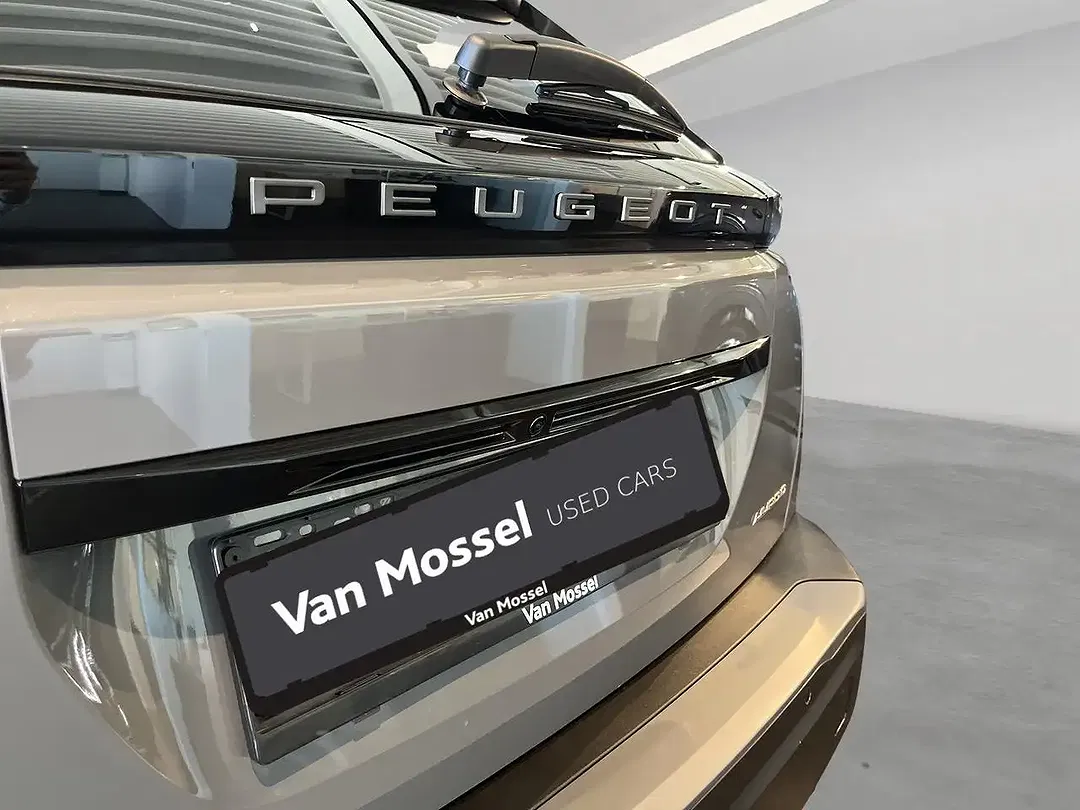 Peugeot 2008 110 e-DSC6 Hybrid Allure - Thumbnail 14