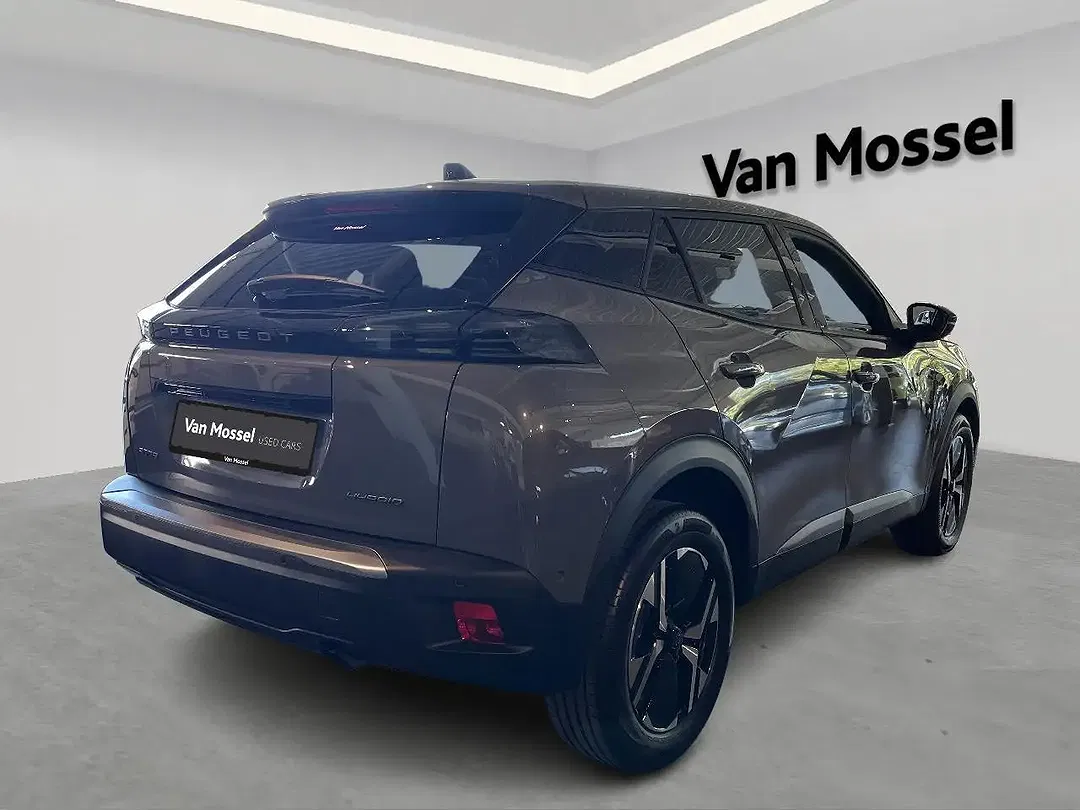 Peugeot 2008 110 e-DSC6 Hybrid Allure - Thumbnail 4