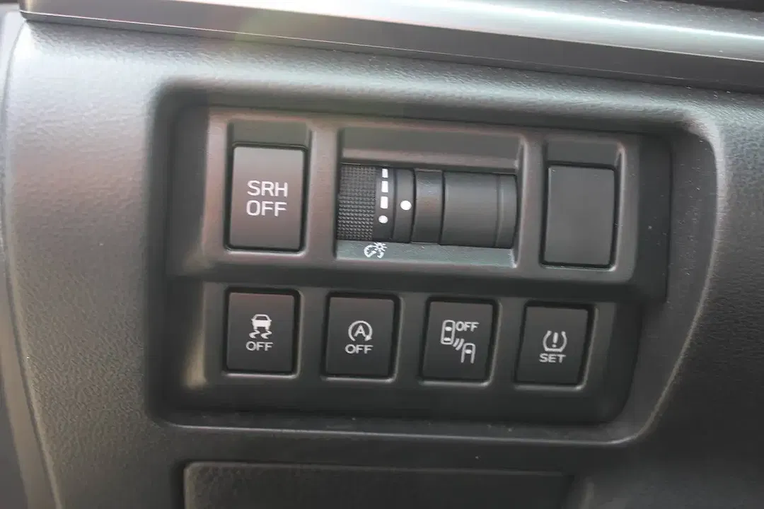 Subaru XV Exclusive - Thumbnail 12