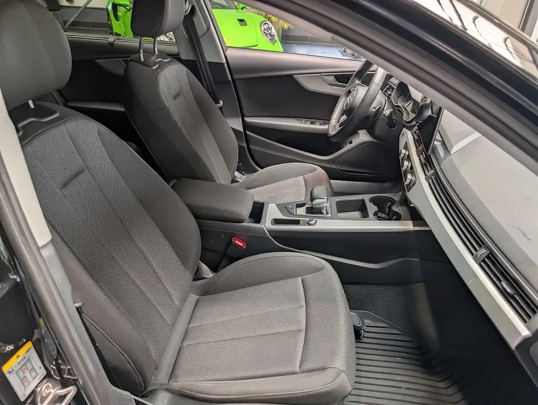 Audi A4 35 TFSI S tronic Avant - Thumbnail 12