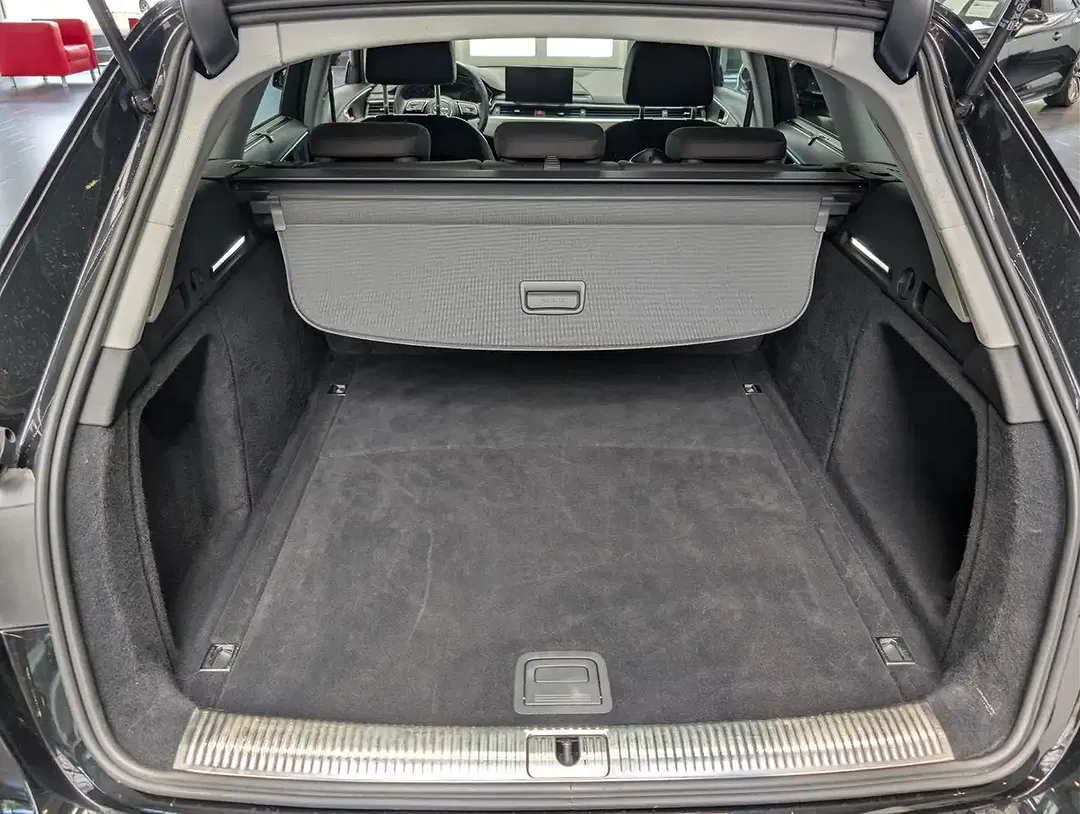 Audi A4 35 TFSI S tronic Avant - Thumbnail 13