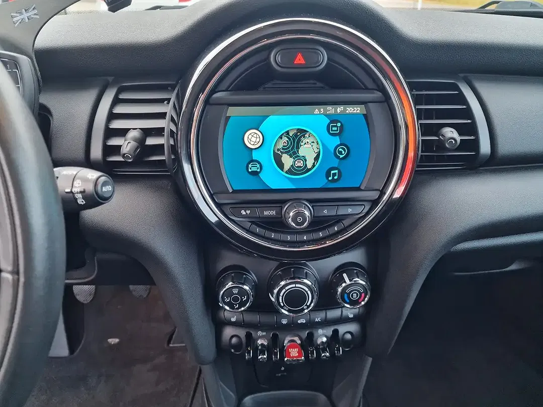 MINI One - Thumbnail 10