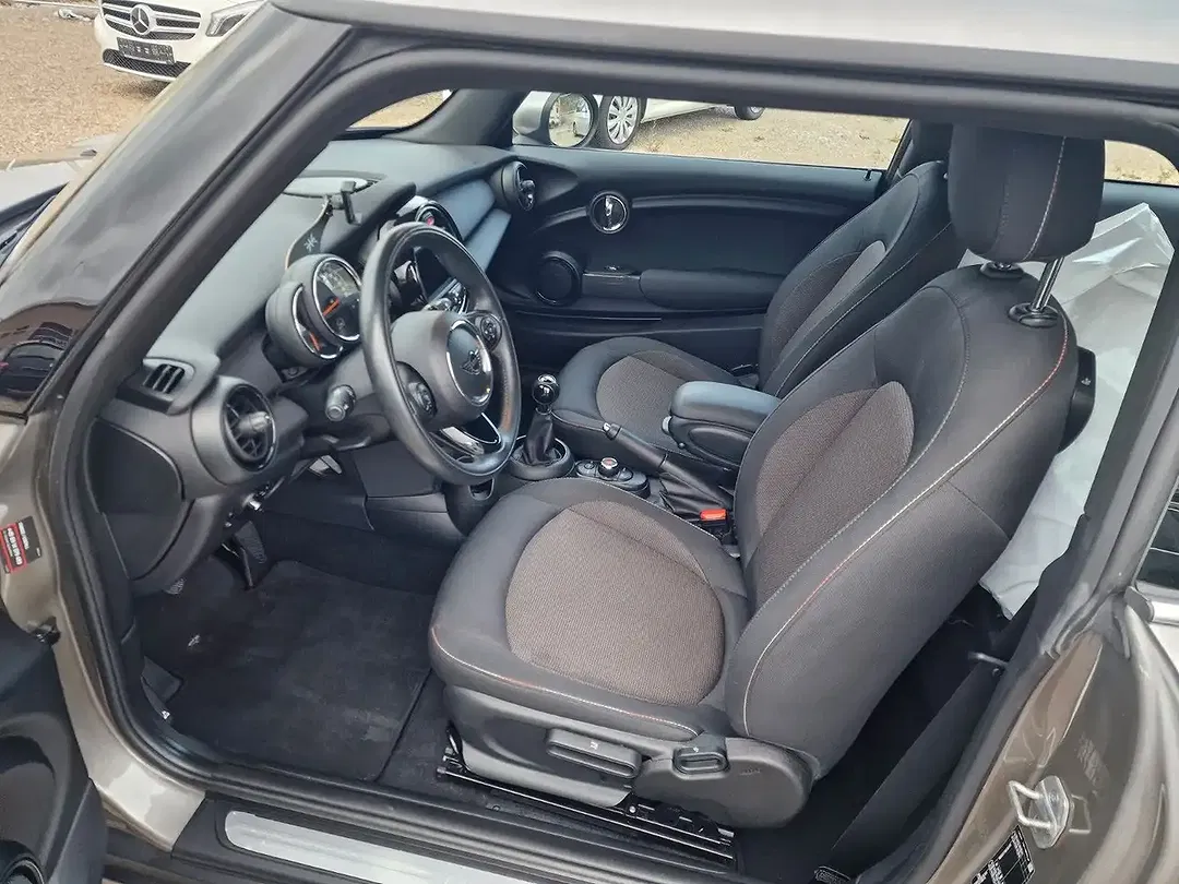 MINI One - Thumbnail 11