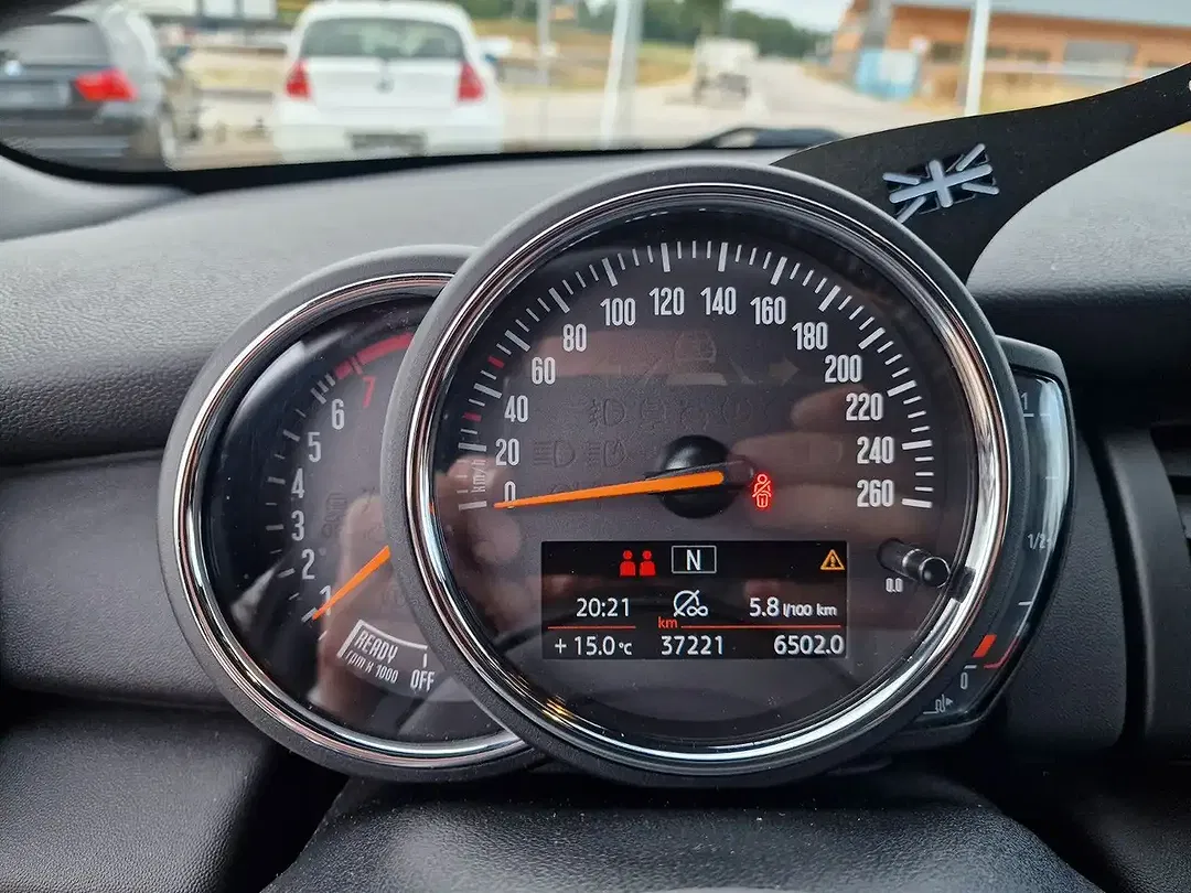 MINI One - Thumbnail 12