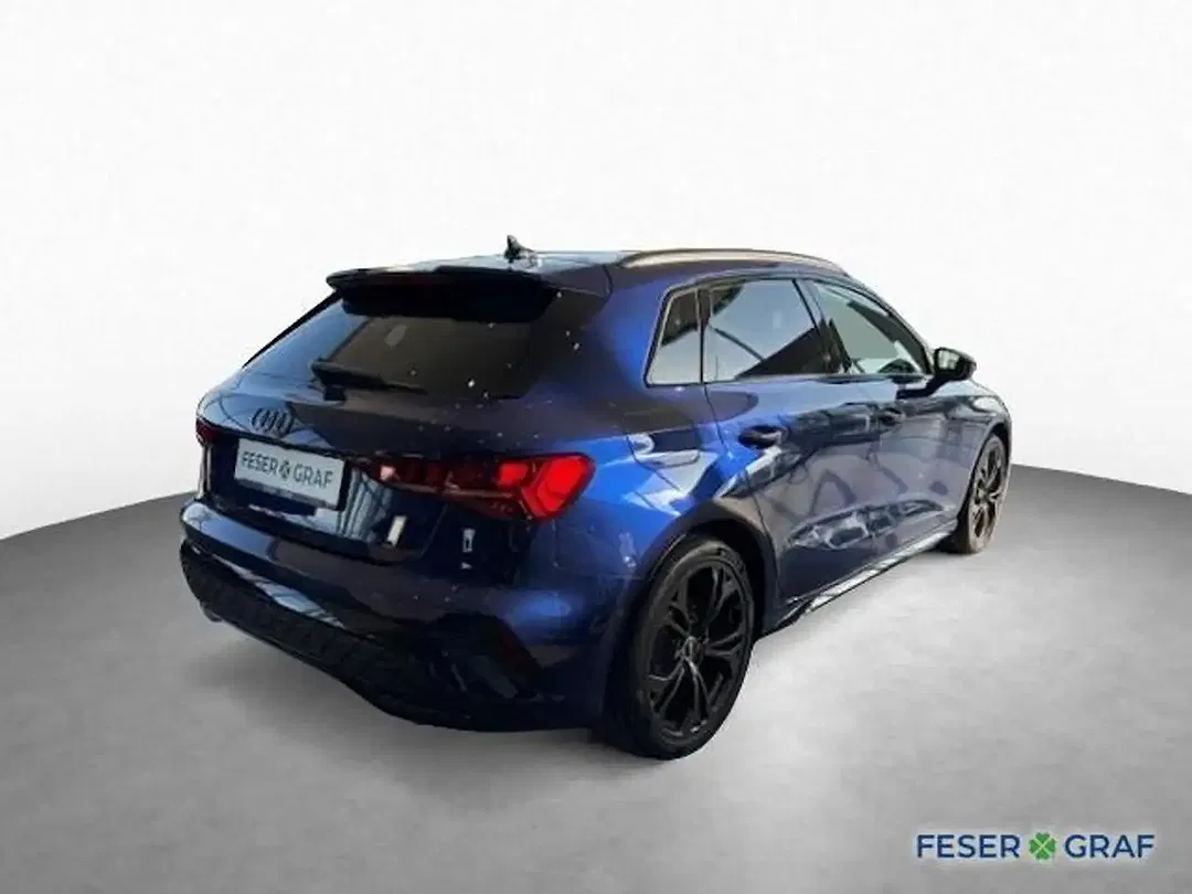 Audi A3 TFSI S line - Thumbnail 3