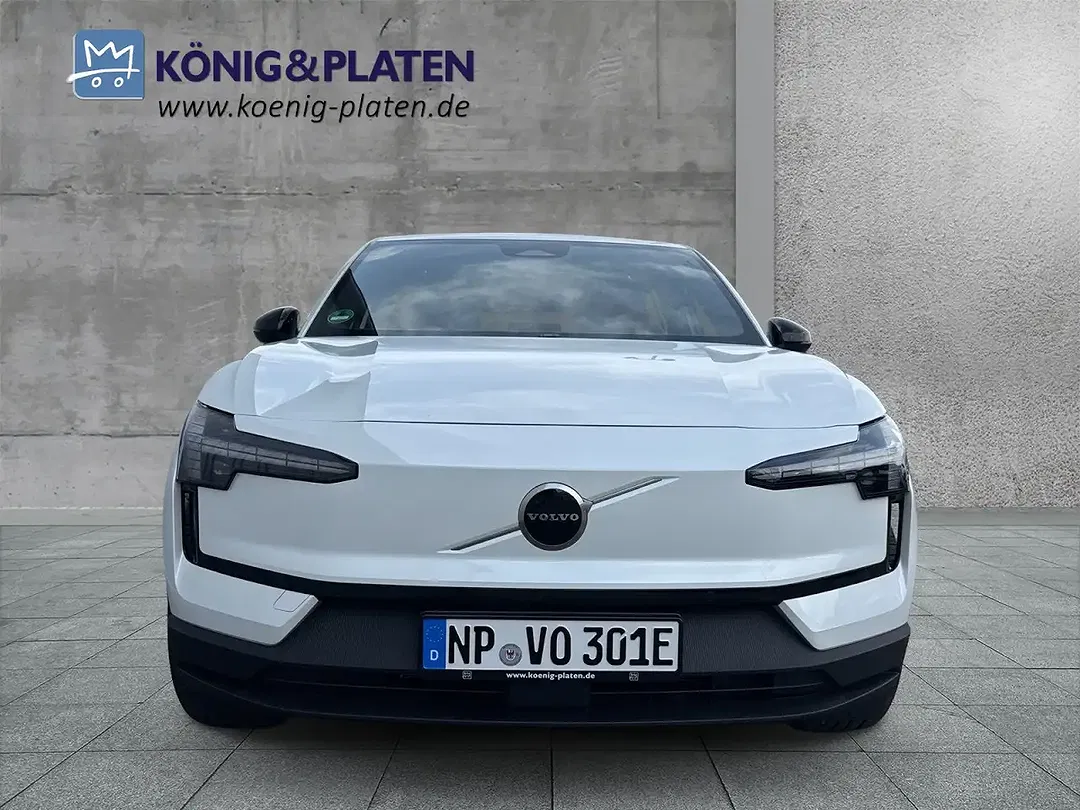 Volvo EX30 Extended Range Plus - foto 2