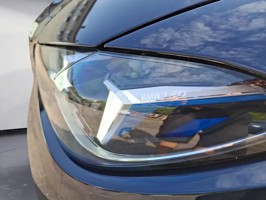 BMW M3 xDrive Competition Touring - Thumbnail 10