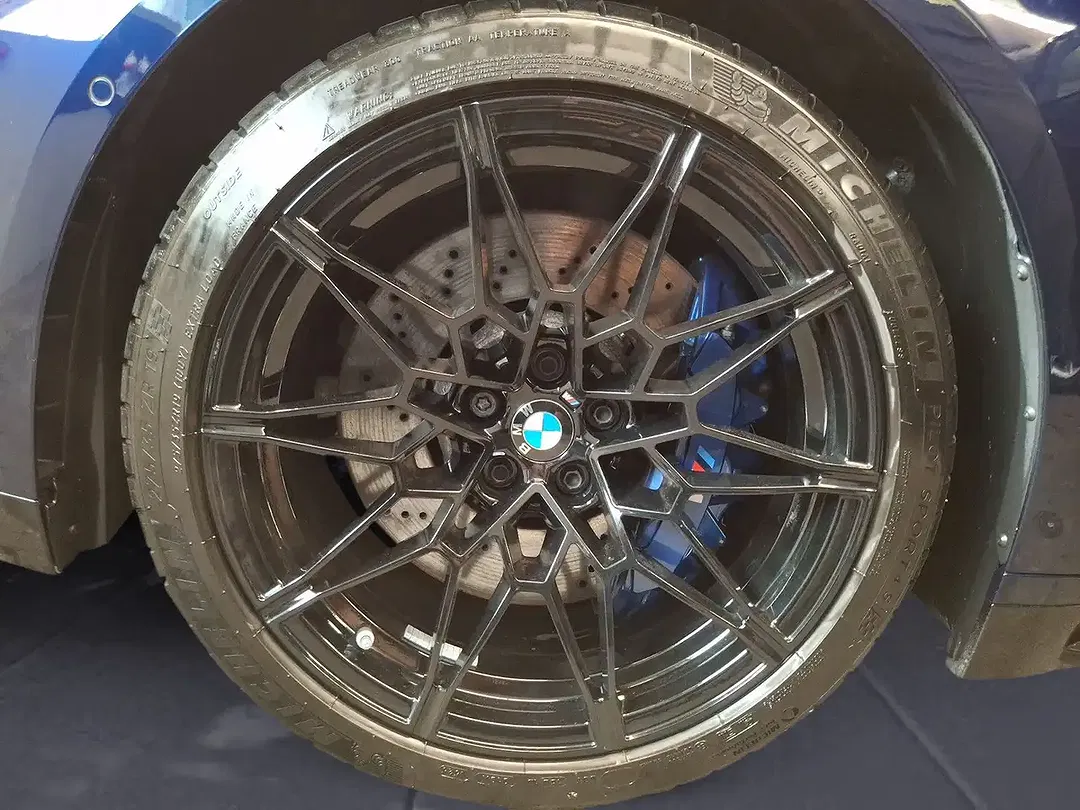 BMW M3 xDrive Competition Touring - Thumbnail 7