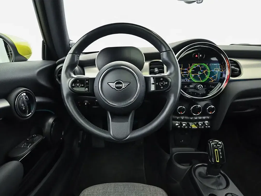 MINI Cooper SE - Thumbnail 13