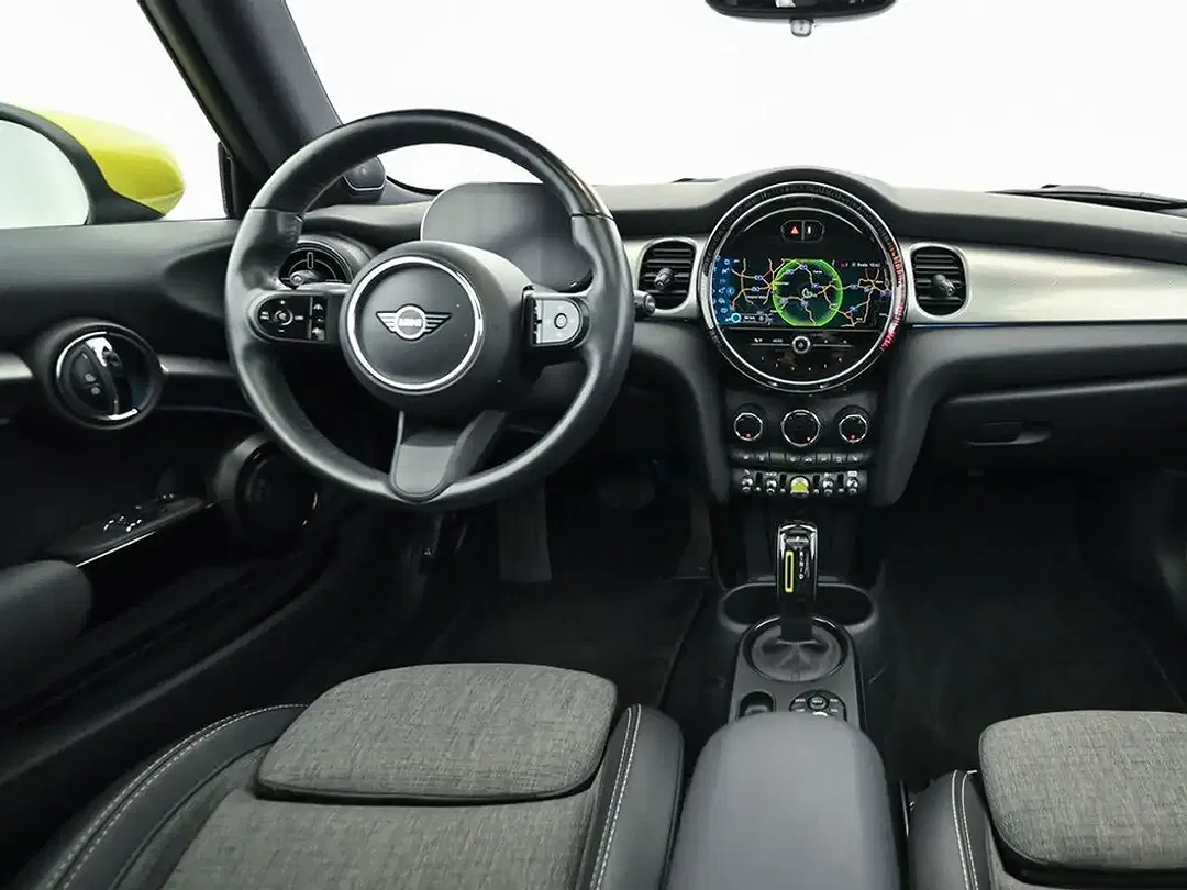 MINI Cooper SE - Thumbnail 17