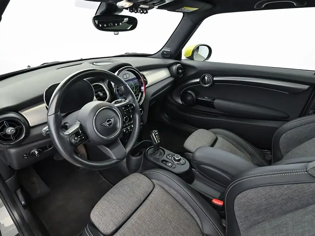 MINI Cooper SE - Thumbnail 18