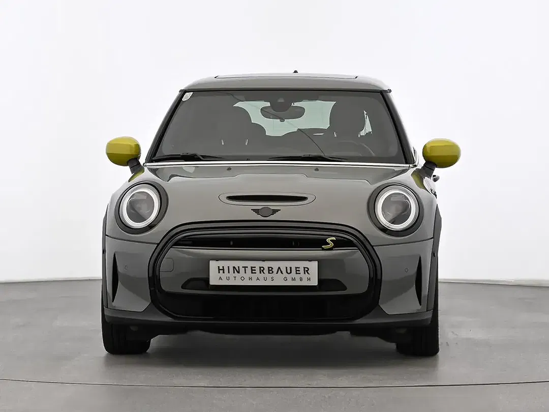 MINI Cooper SE - Thumbnail 3