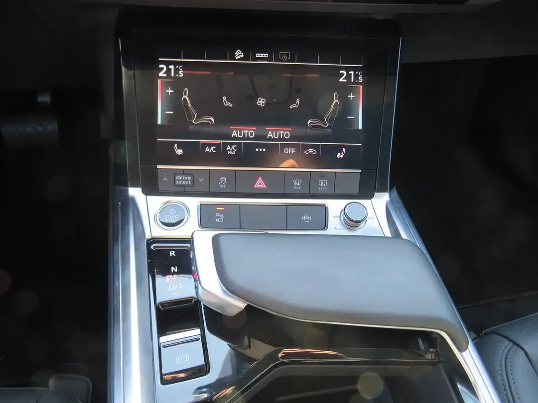Audi e-tron 55 quattro Sportback - Thumbnail 14