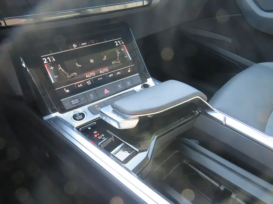 Audi e-tron 55 quattro Sportback - foto 15