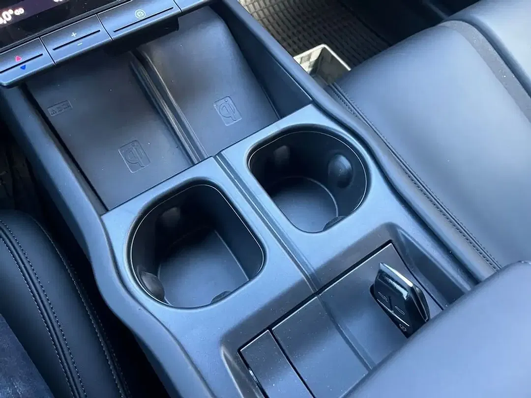 Fisker Ocean 113 kWh One - Thumbnail 12