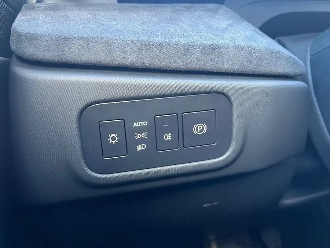 Fisker Ocean 113 kWh One - Thumbnail 14