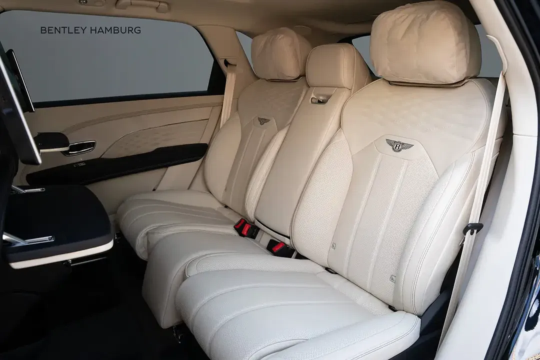 Bentley Bentayga 4.0 V8 EWB Azure - Thumbnail 14