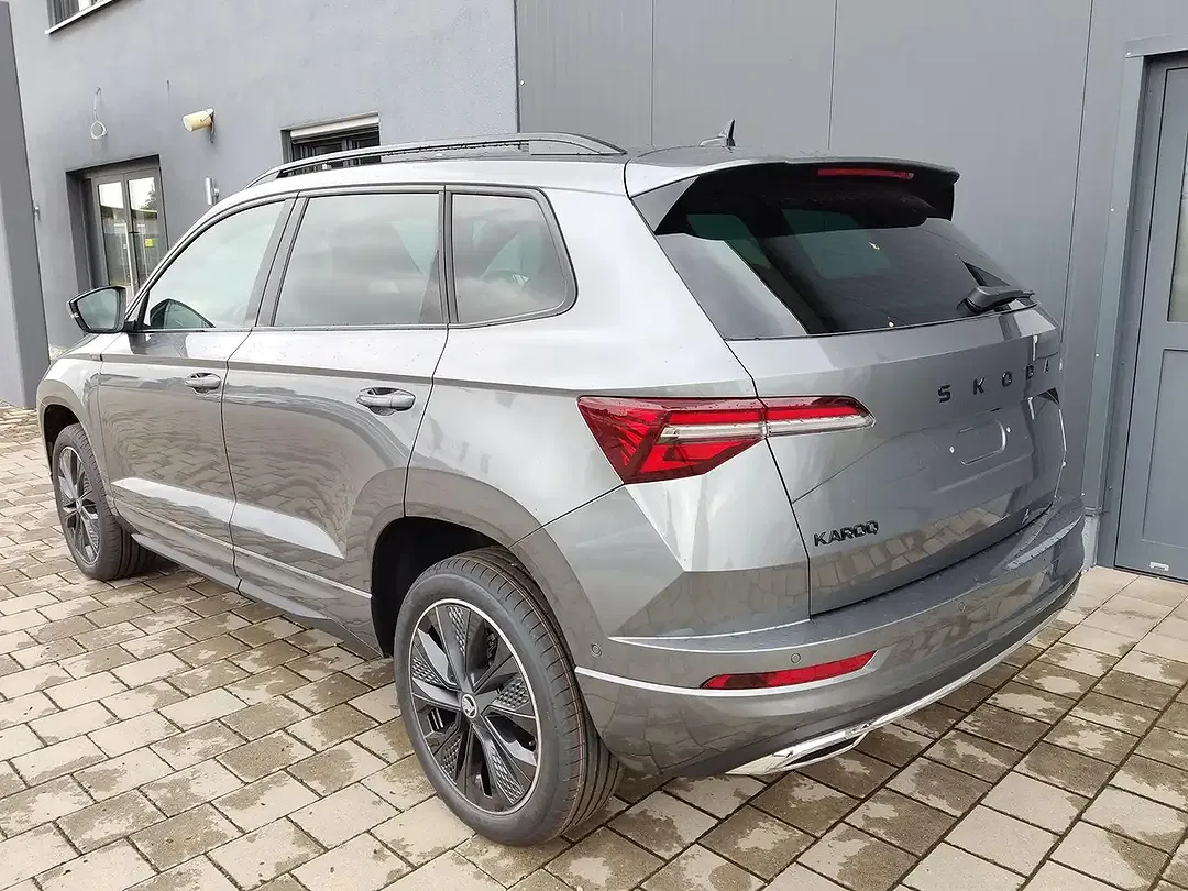 Skoda Karoq 1.5 TSI DSG Sportline - Thumbnail 2