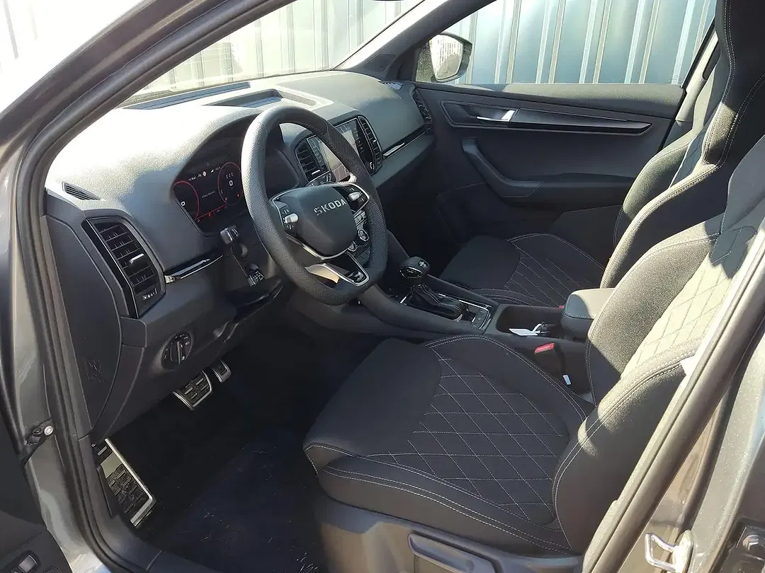 Skoda Karoq 1.5 TSI DSG Sportline - Thumbnail 4