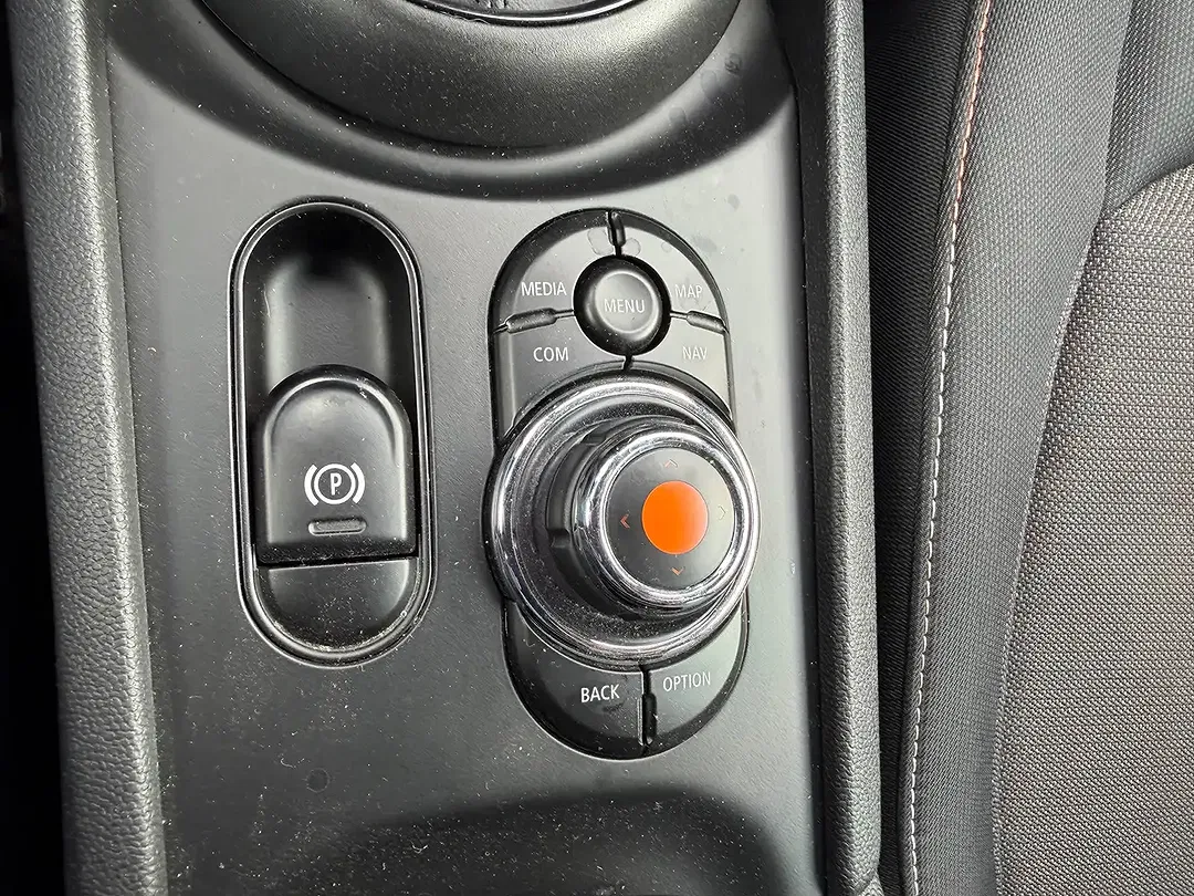 MINI Cooper Clubman 1.5 - Thumbnail 10