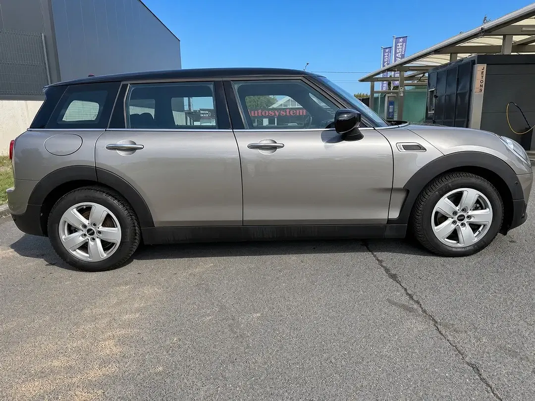 MINI Cooper Clubman 1.5 - Thumbnail 3