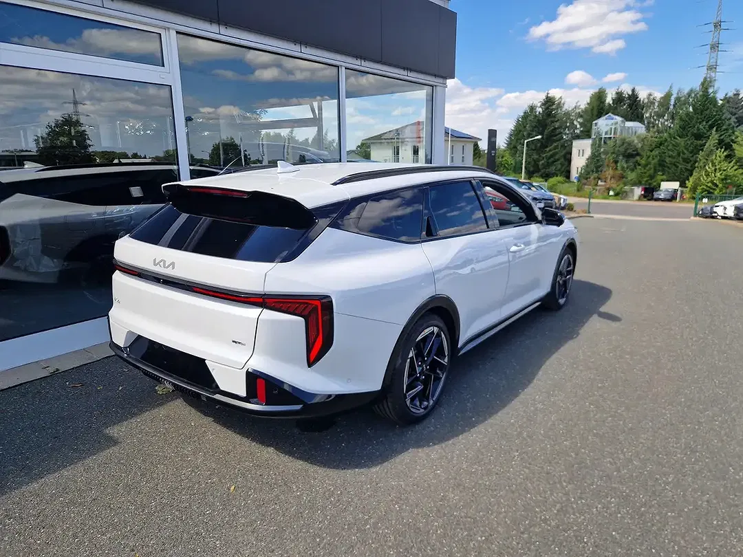 Kia K4 1.6 T-GDI DCT GT-Line - Thumbnail 7