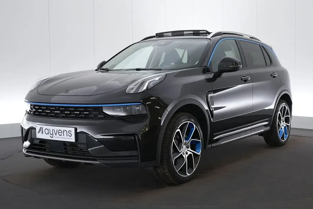 Lynk & Co 01 - foto 1