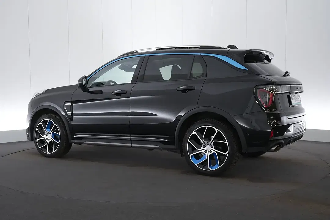 Lynk & Co 01 - Thumbnail 10