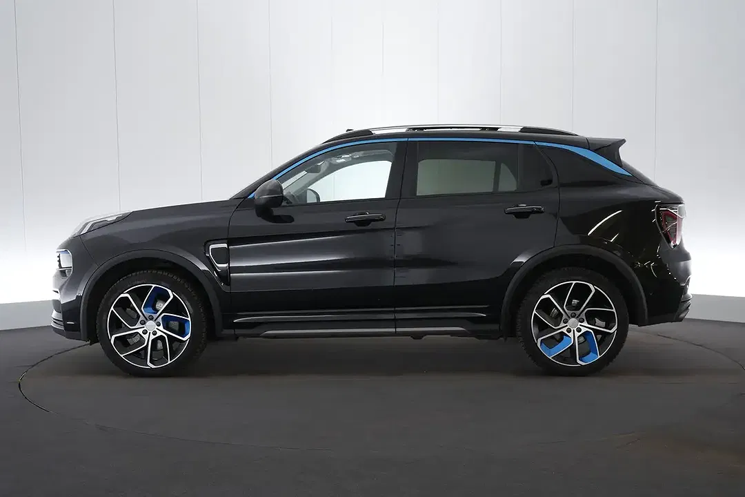 Lynk & Co 01 - Thumbnail 11