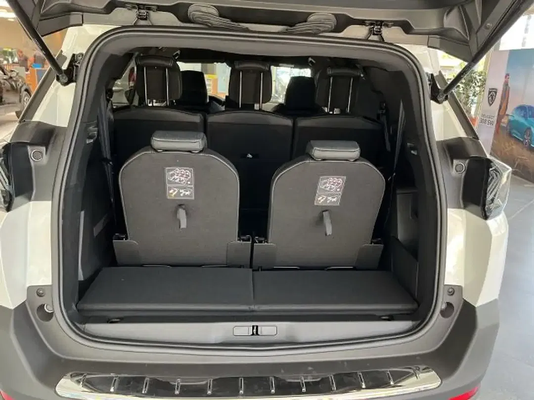 Peugeot 5008 130 PureTech EAT8 Allure Pack - Thumbnail 8