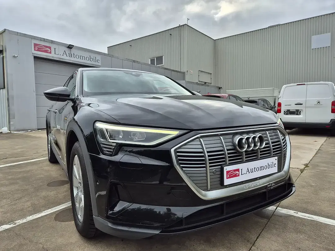 Audi e-tron 50 quattro Sportback - Thumbnail 3