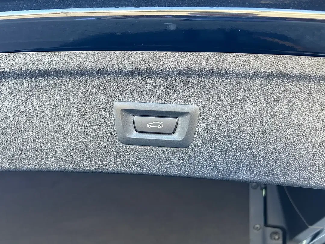 BMW iX xDrive - Thumbnail 13