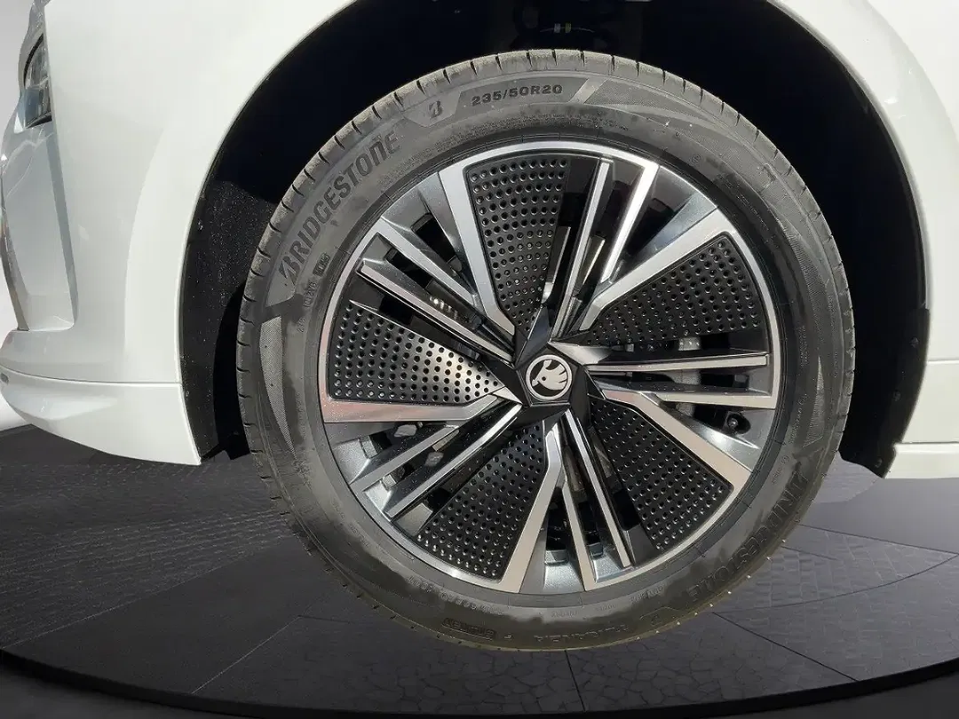 Skoda Enyaq 85 Loft - Thumbnail 7