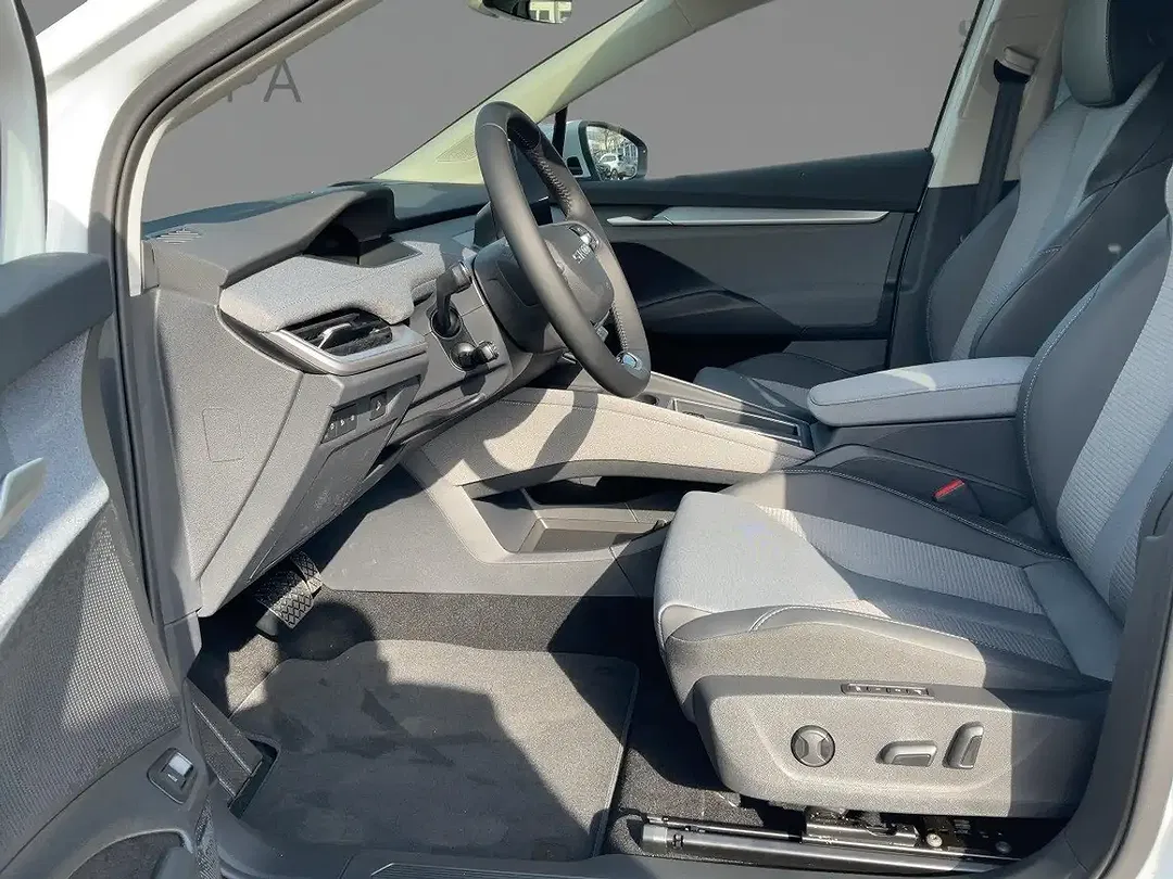 Skoda Enyaq 85 Loft - Thumbnail 8