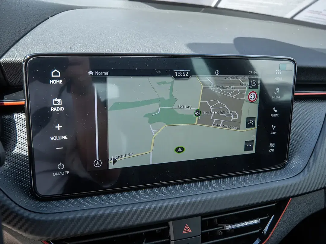 Skoda Kamiq 1.5 TSI Monte Carlo - Thumbnail 8