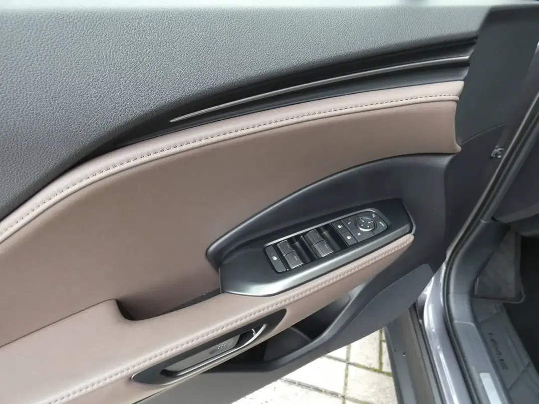 Lexus LBX Hybrid Elegant - Thumbnail 10