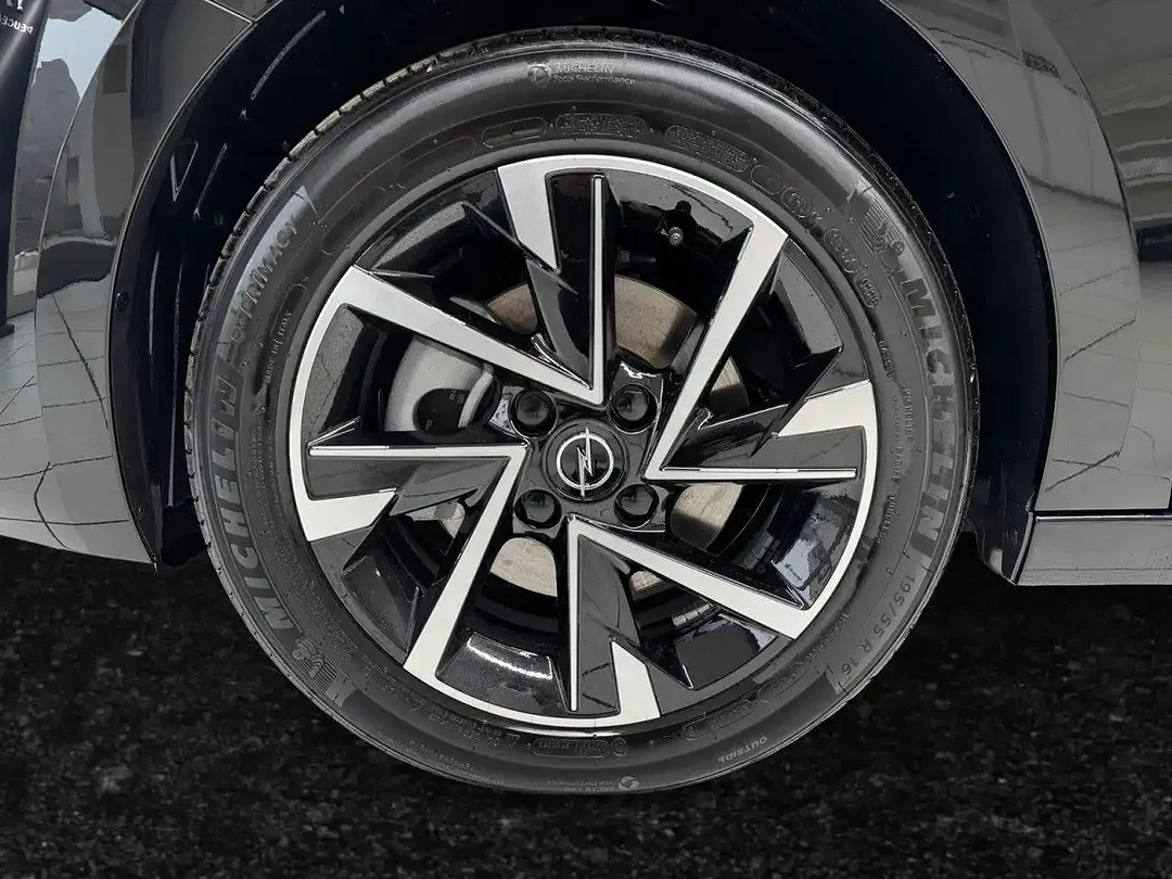 Opel Corsa 1.2 - Thumbnail 13