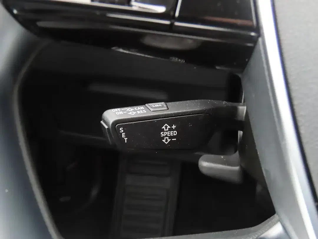 Audi e-tron 50 quattro - Thumbnail 11