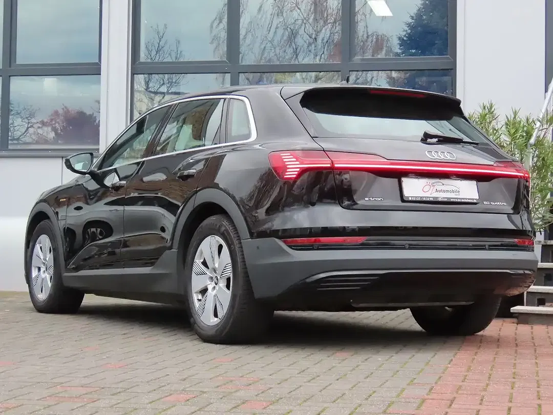 Audi e-tron 50 quattro - Thumbnail 4