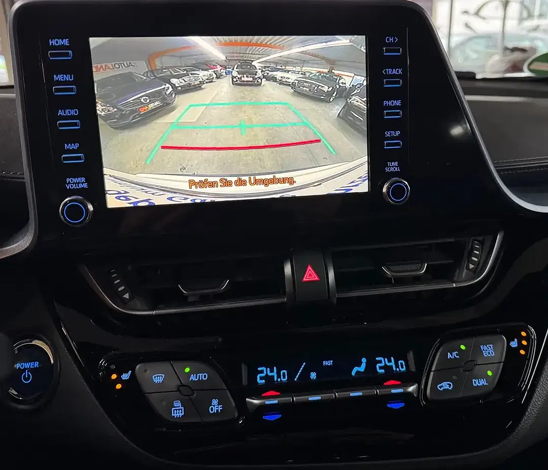 Toyota C-HR Hybrid Team Deutschland - Thumbnail 10