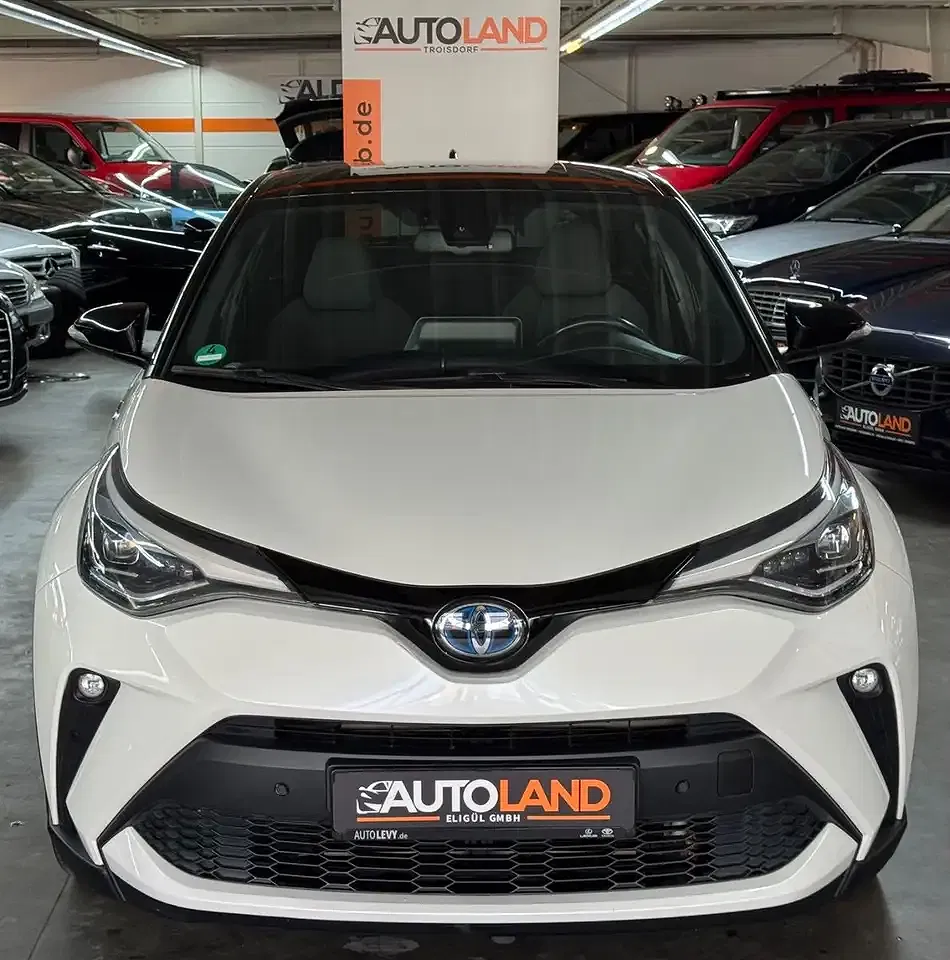 Toyota C-HR Hybrid Team Deutschland - Thumbnail 5