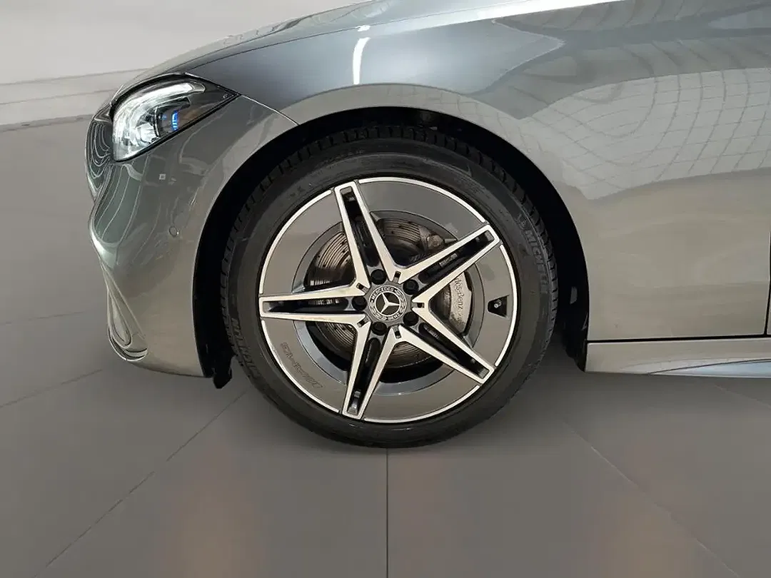 Mercedes-Benz C 220 4MATIC AMG MBUX - Thumbnail 6