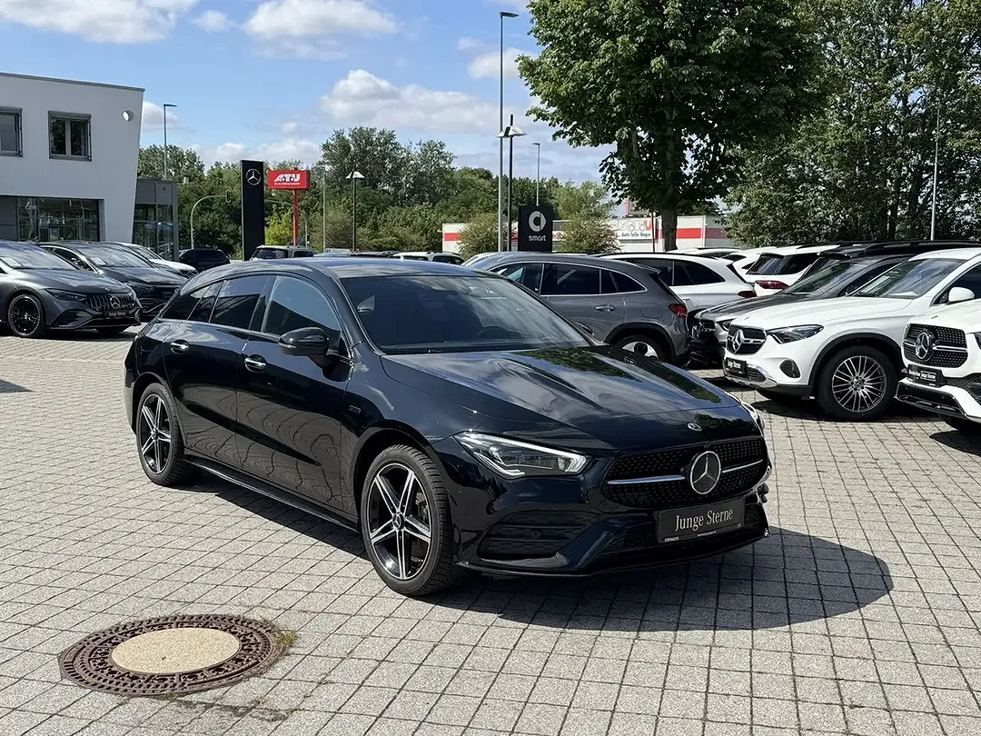 Mercedes-Benz CLA 250 AMG Line Edition - Thumbnail 2
